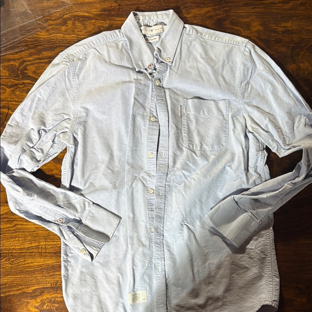Men's Light Blue Button-Down Shirt